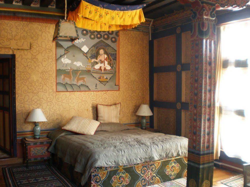 Gangtey Palace Hotel Paro Ngoại thất bức ảnh